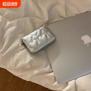 褶皱纹三折叠女士钱包ins简约包小巧按扣多卡位零钱包证件银色