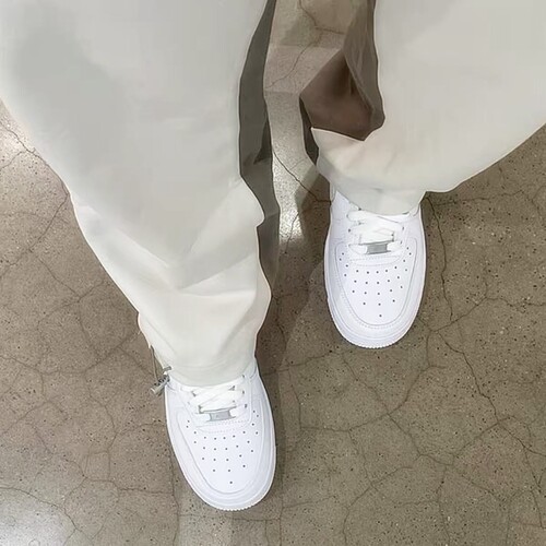 时尚经典情侣款白色休闲板鞋增高