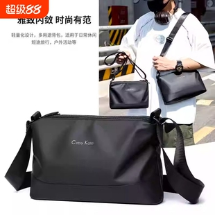 欧美时尚潮牌男士轻便夏天小款单肩包三层大容量斜挎包通勤小背包