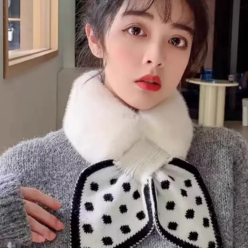 围巾女冬款加厚保暖仿獭兔毛围脖百搭护颈毛绒交叉男女士双面波点
