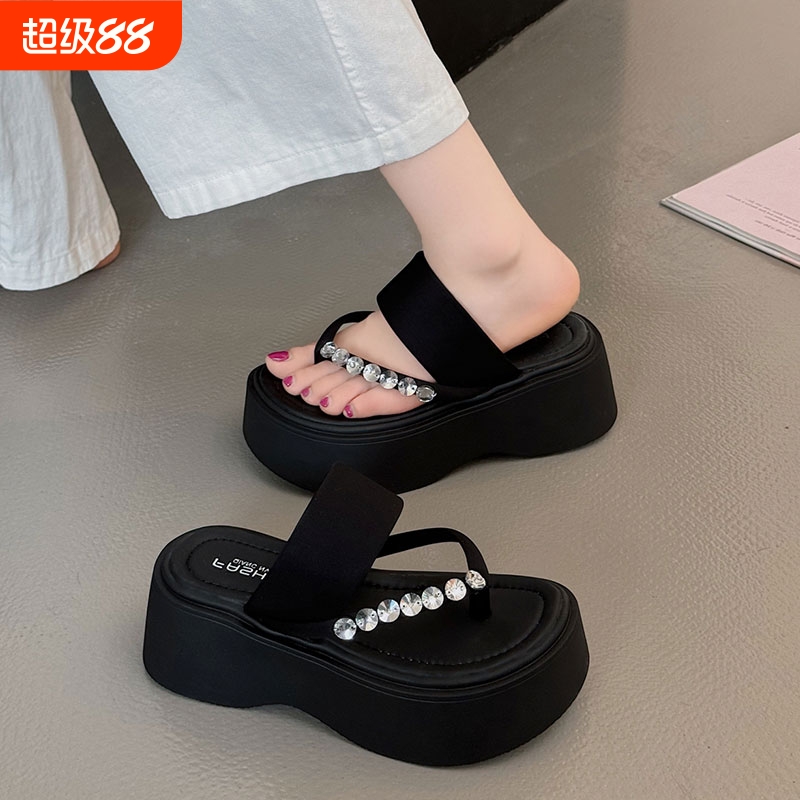 仙女风沙滩拖鞋女外穿2025夏季新款超火厚底人字拖绝美银色凉拖鞋