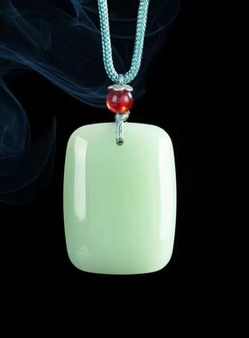 仿和田玉青玉羊脂玉无事牌吊坠男女款流行饰品玉牌玉石面包牌项链