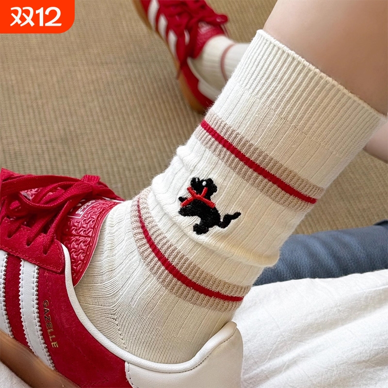 韩版线条小狗中筒袜ins无骨长袜