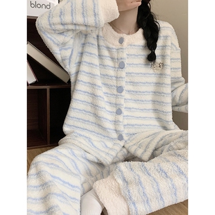 睡衣女款秋冬季2026新款半边绒加厚加绒长袖女士大码珊瑚绒家居服