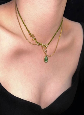 原创小众橄榄绿灵蛇项链