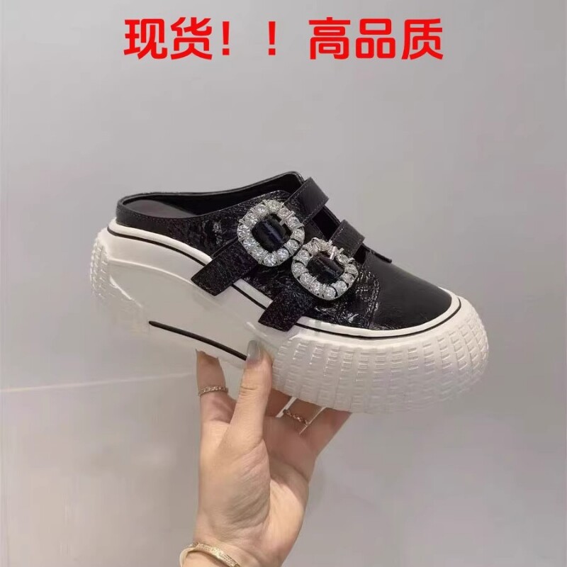 2026春季新款真皮厚底水钻扣包头半拖鞋女增高软底懒人鞋白色银色