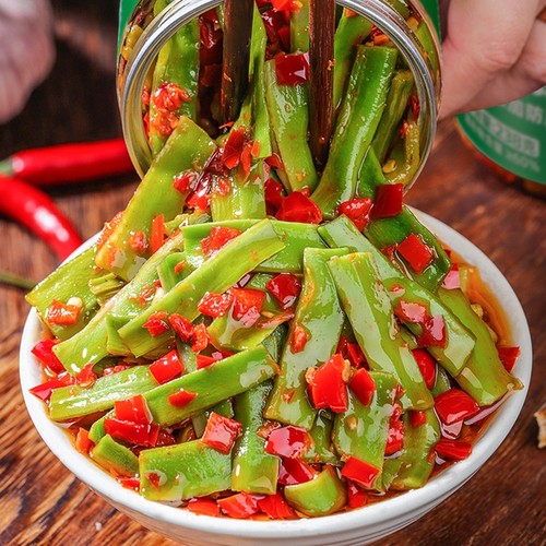 长沙特产剁椒贡脆爽菜香辣下饭菜