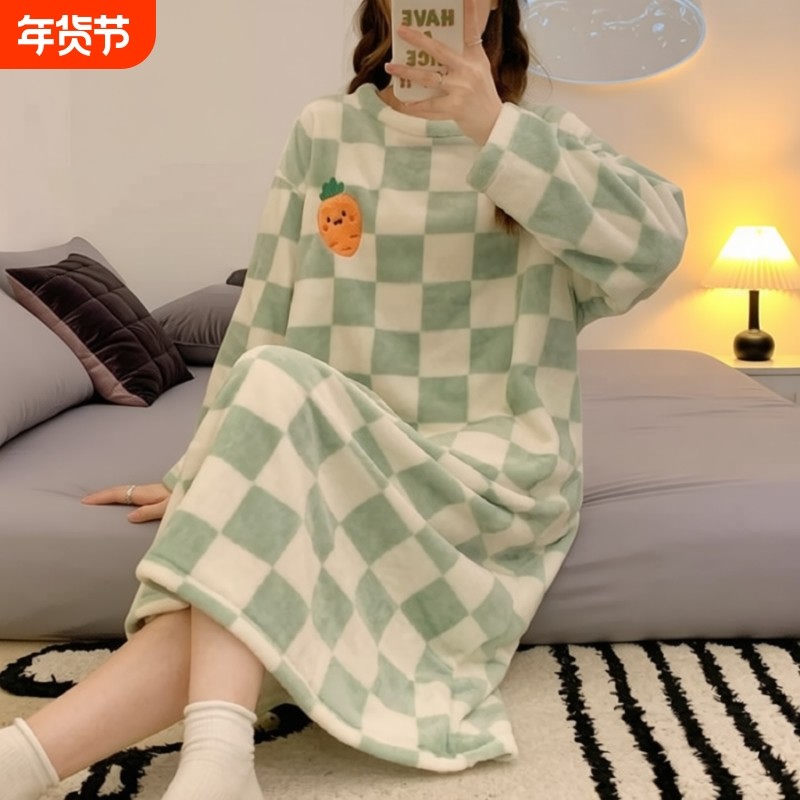 新款睡裙法兰绒女冬季长袖睡衣珊瑚绒休闲网红风格子女学生家居服