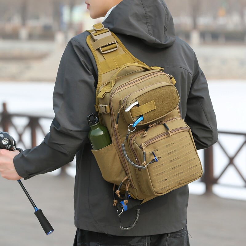 战术胸包路亚包斜挎新款防水男单肩大容量专用工装工具钓鱼小背包