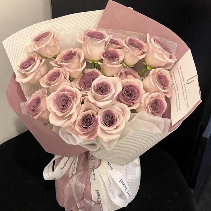 生日礼物女生送闺蜜永生花束高级感乌梅子酱送女朋友实用香皂花束