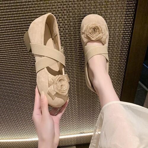 意尔康心选复古甜美花朵玛丽珍鞋女2026年新款秋季百搭温柔风交叉