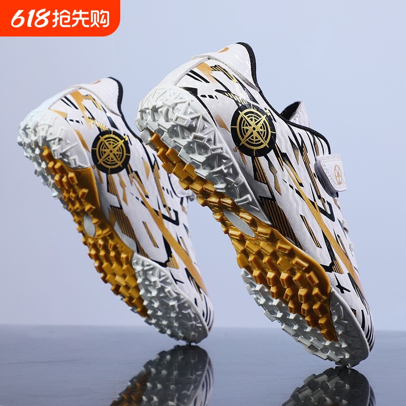 卡尔美款足球鞋男魔术贴TF碎钉长钉学生青少年训练鞋比赛运动鞋