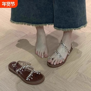 波西米亚金色水钻仙女风凉鞋夏新款轻便一字带旅游海边夹趾罗马鞋