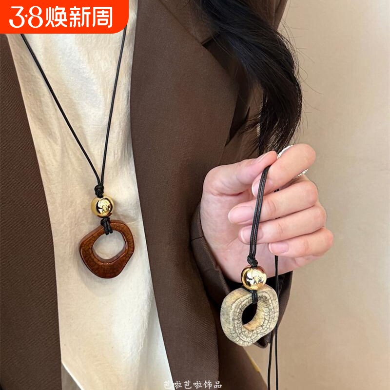 骆驼骨吊坠项链女ins小众设计感长款毛衣链2025新款独特百搭配