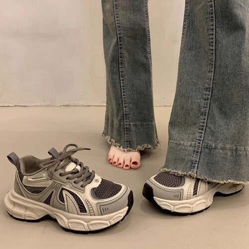 意尔康心选2026秋冬新款厚底百搭休闲鞋女显脚小老爹鞋灰色运动鞋