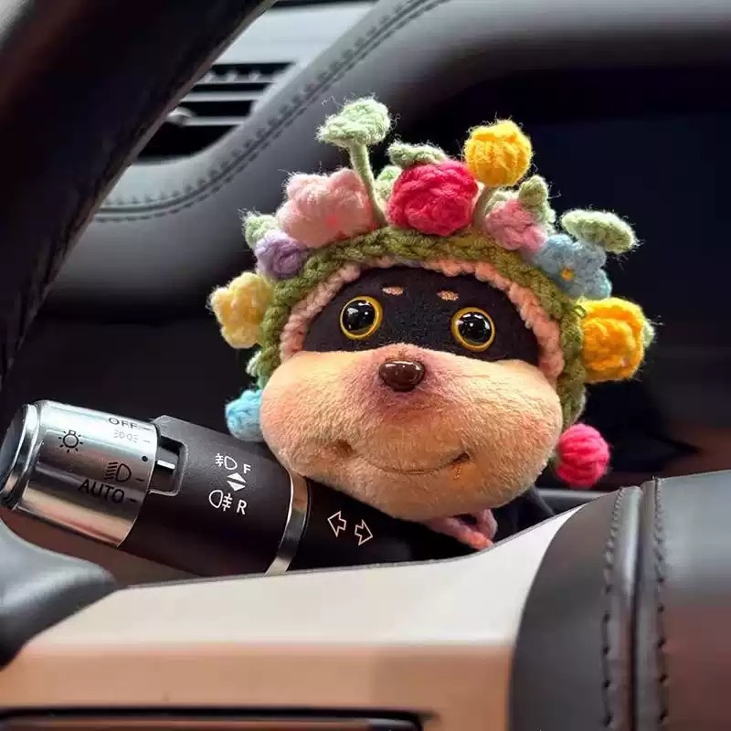 正版簪花蜜蜂狗毛绒公仔汽车怀挡车载玩偶转向灯雨刮器新车礼物萌