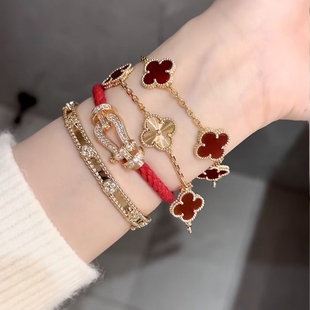 2026四叶草玛瑙石五花手链女轻奢18K玫瑰金手串黄金红玛瑙贝母