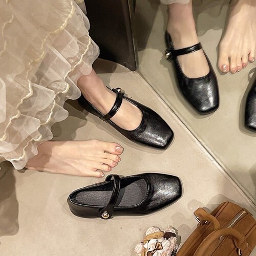 意尔康心选法式方头浅口单鞋女2026秋新款配裙子晚风温柔软平底玛