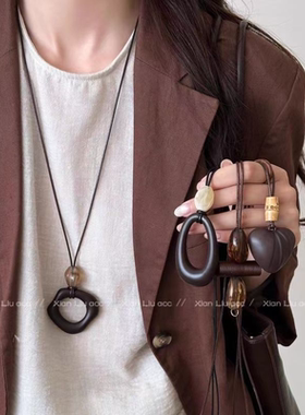 复古新中式吊坠项链女高级感轻奢小众长款毛衣链秋冬挂脖配饰爱心