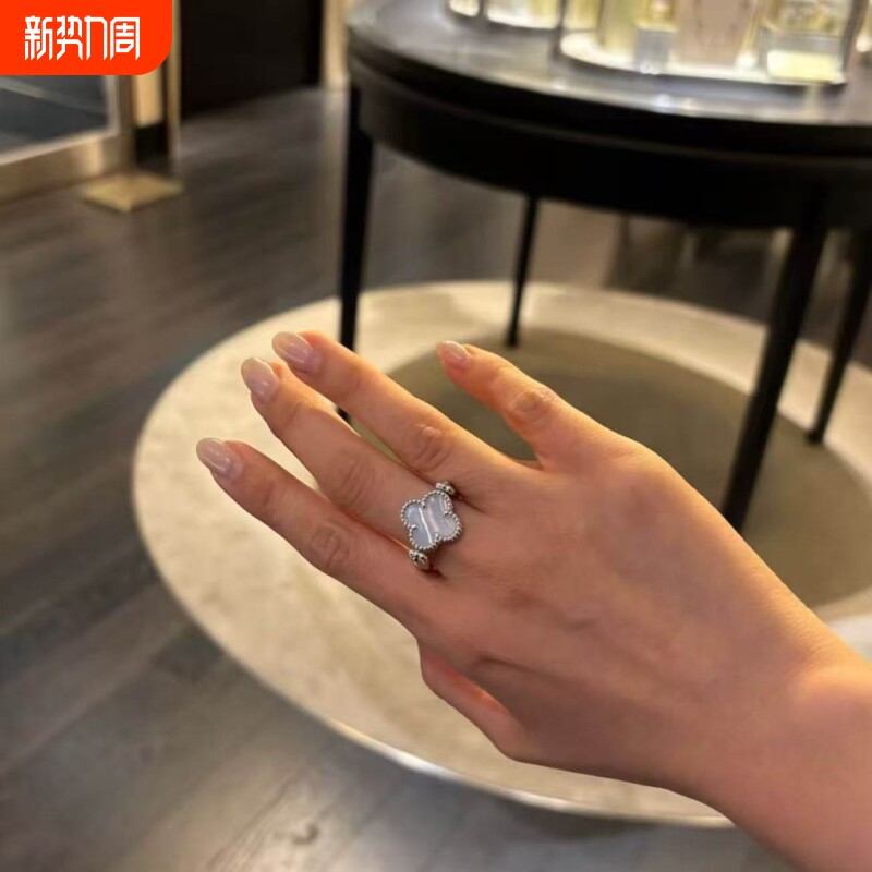 原单高定品质红玛瑙双面四叶草戒指紫玉髓蓝玛瑙灰贝母可翻转镭射