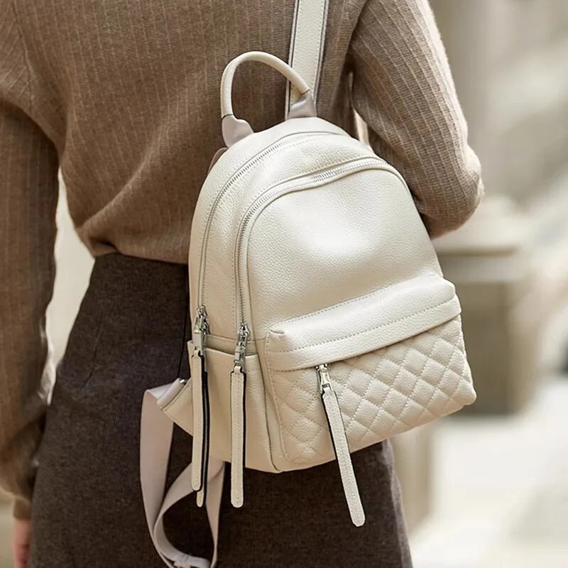 真皮双肩包2026新款牛皮女包大容量旅行时尚背包女士百搭书包