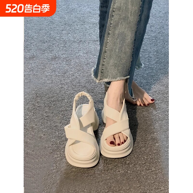 凉鞋女夏季2026新款百搭小个子松糕厚底沙滩鞋女海边防滑不累脚