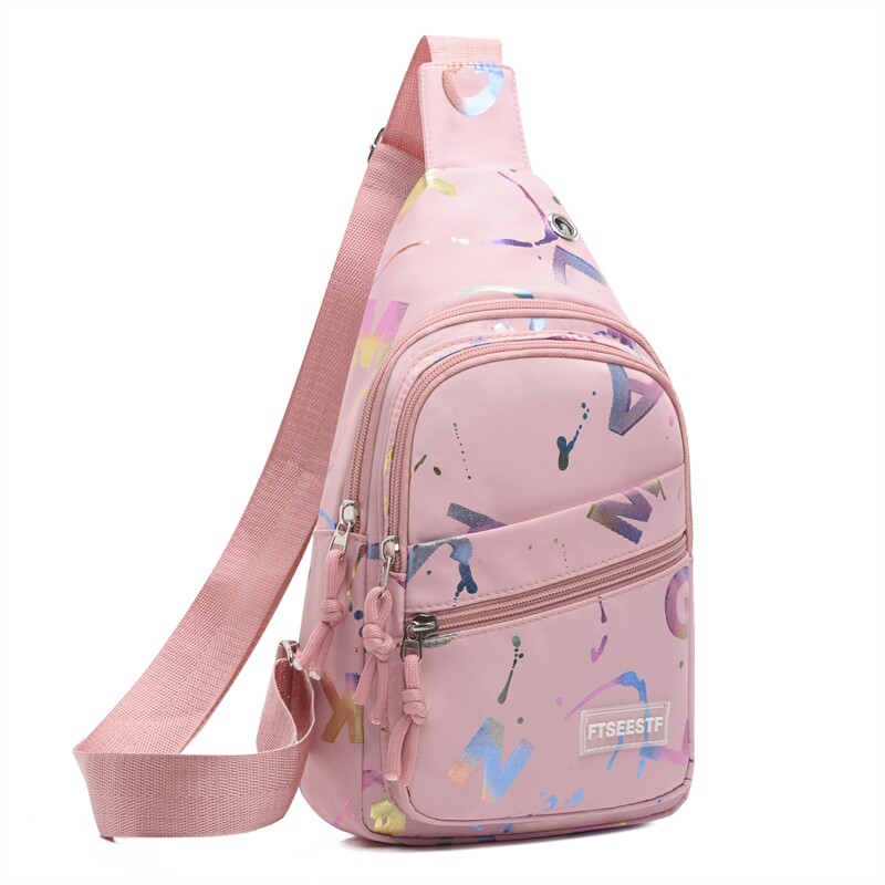 新款大容量百搭休闲胸前旅游单肩斜挎包胸包女韩版时尚女士小背包