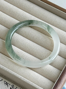 天然无染色新疆天山翠手镯冰翠飘花玉镯女款雪翠金丝玉圆条非翡翠