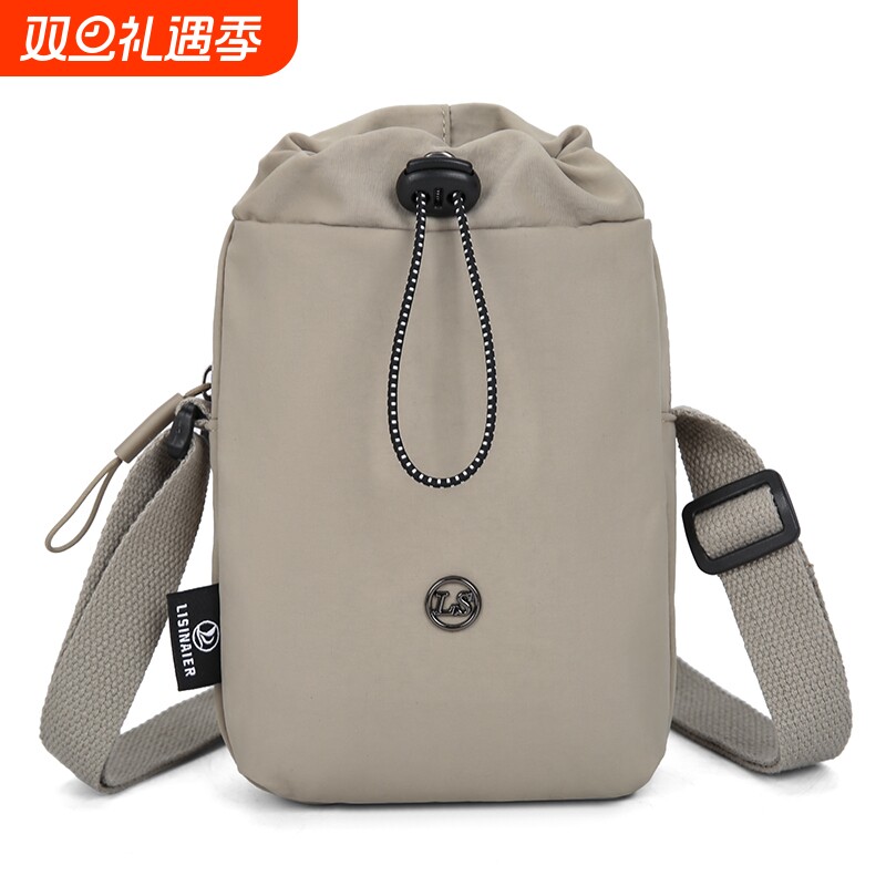 新款防水水壶迷你休闲斜挎包手机百搭单肩小包简约水杯轻便女包