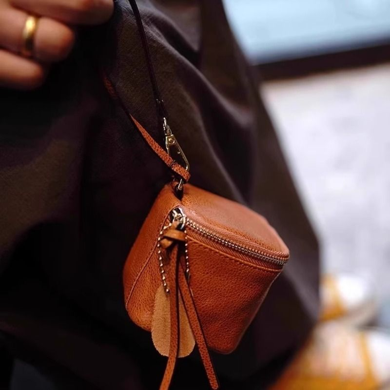 新款迷你复古风牛皮质感小钱包女款简约零钱包大容量收纳包钥匙包