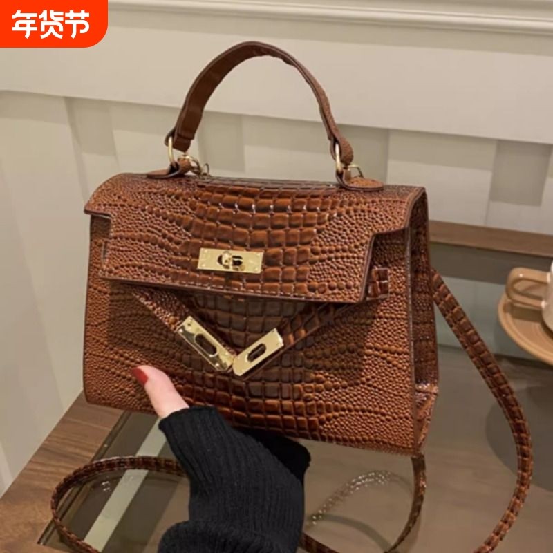 2025新款凯莉包时尚女士手提包斜跨包小方包高级感单肩黑色白色