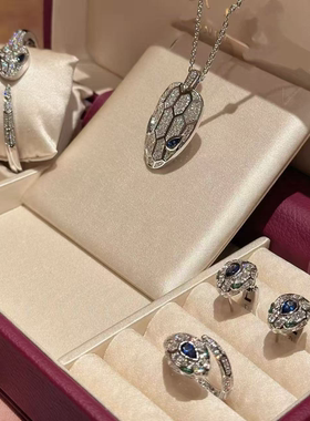 全新高定品质18k金灵蛇手镯女满钻蛇头项链耳环红蓝宝石蛇形戒指