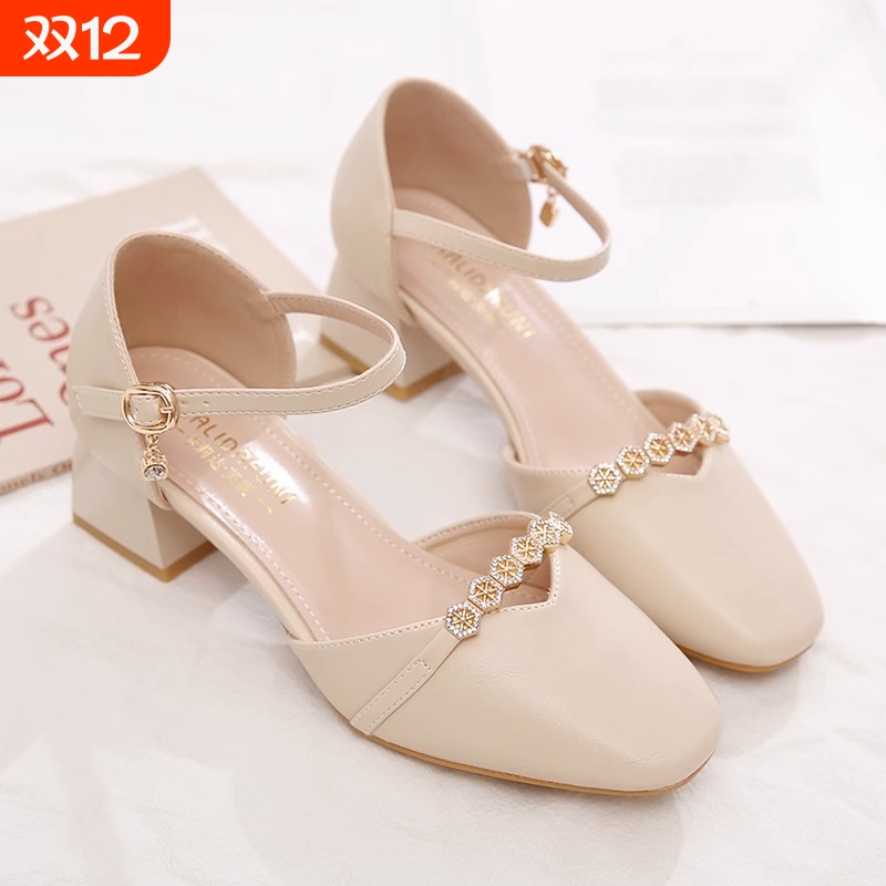 特价鞋2025新款包头凉鞋女一字扣方头粗跟中跟配裙子鞋后空手工