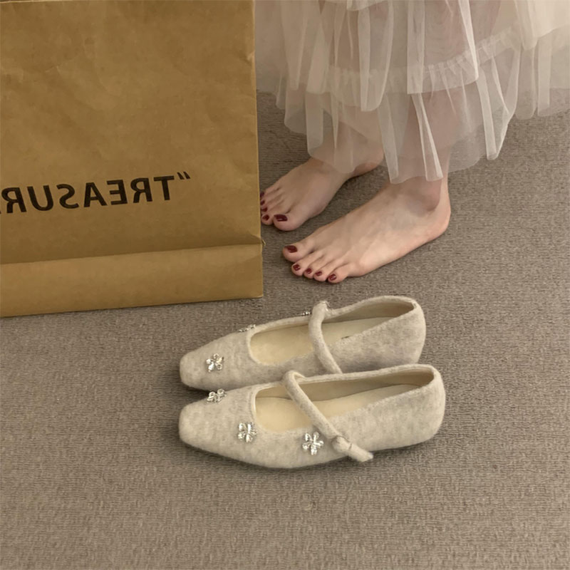 内增高复古晚风气质水钻一字带毛毛单鞋女鞋秋冬款配裙子玛丽珍鞋