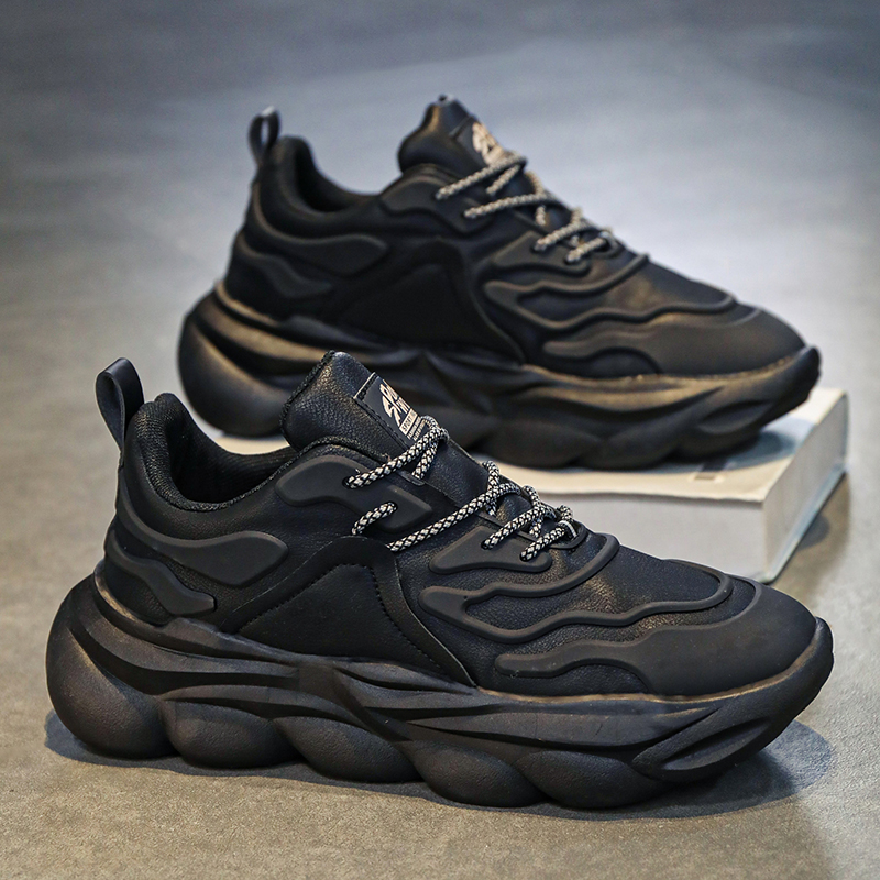 黑色男鞋春秋款新款加宽休闲跑步运动皮面潮流大码老爹鞋男46