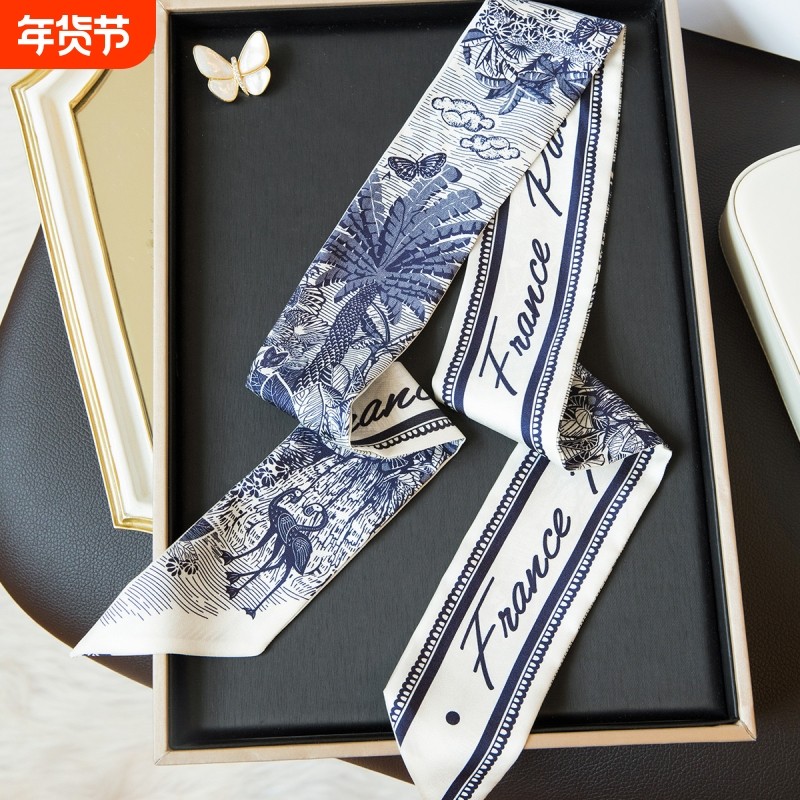 真丝丝巾女100%桑蚕丝高档配饰长条发带小领巾礼袋装白色波点轻奢