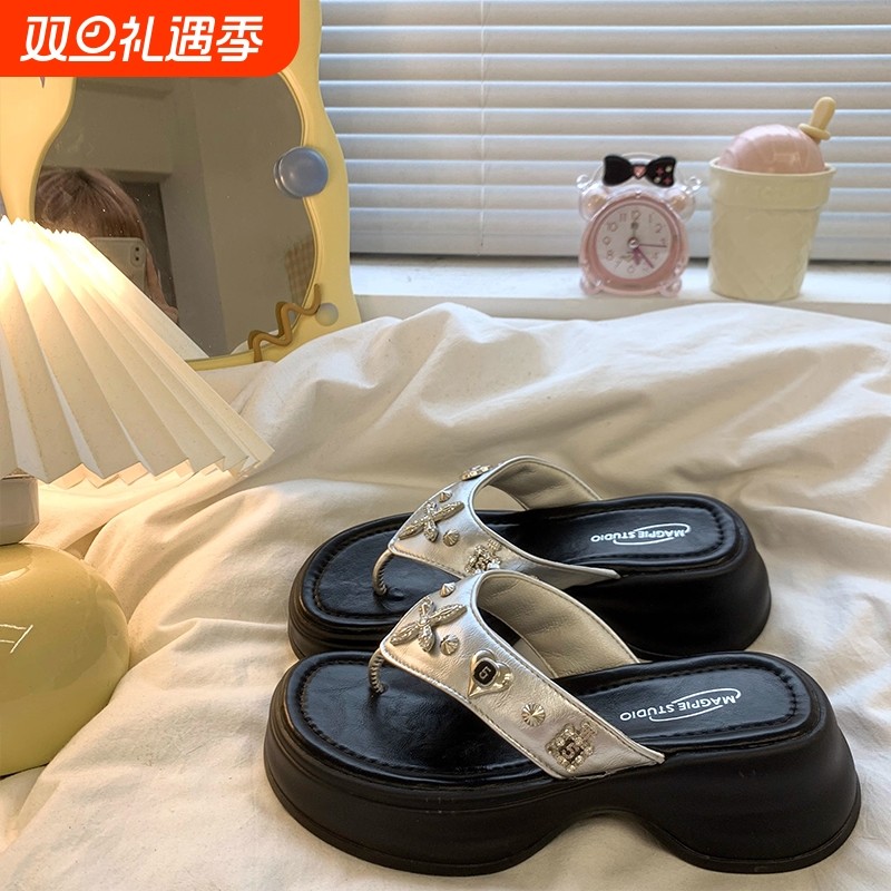 厚底增高夏季女2025年外穿人字拖鞋新款网红高级感时尚舒适凉拖鞋