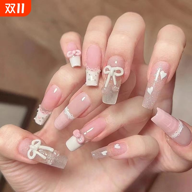 蝴蝶结少女穿戴甲|634人收藏