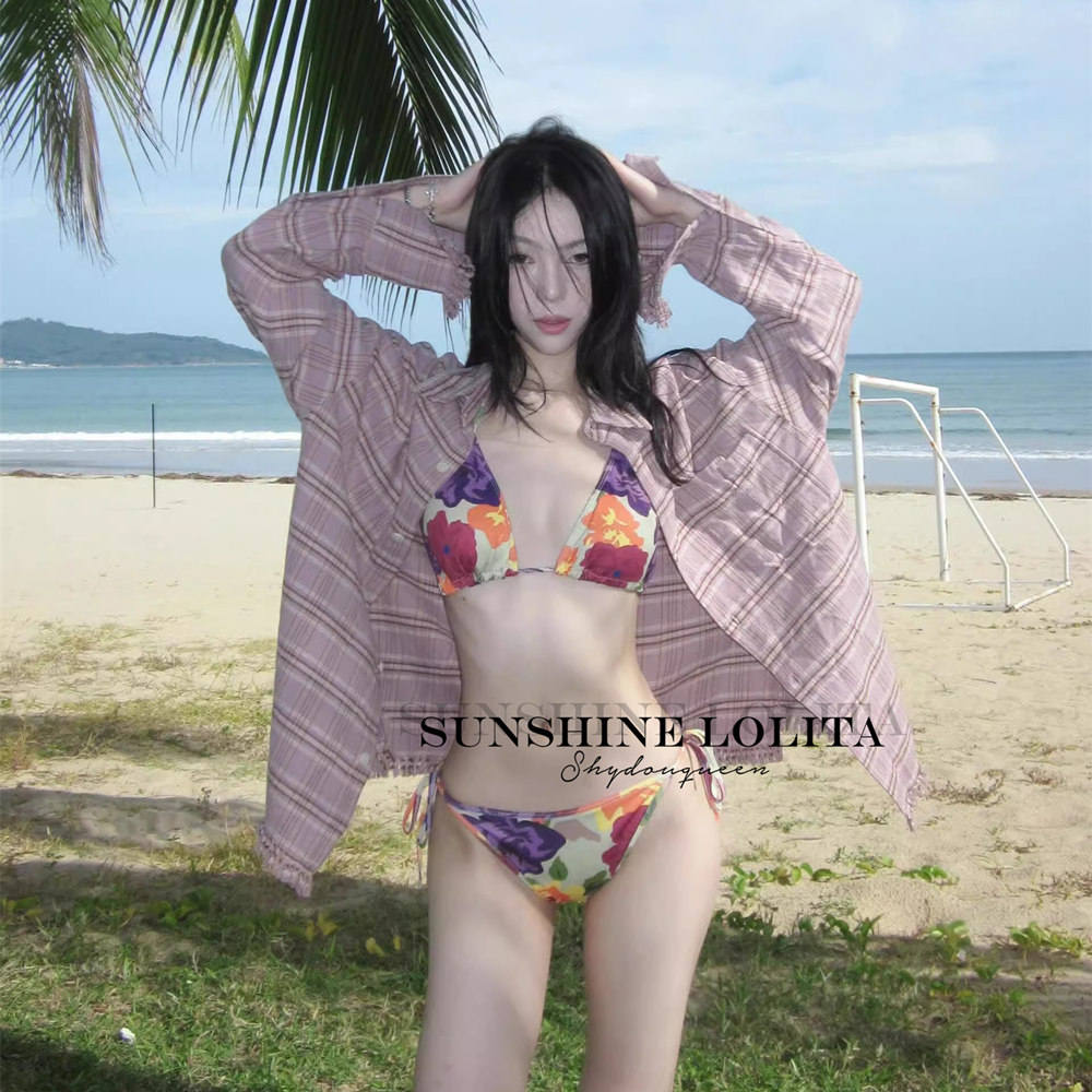 辣妹三点式绑带比基尼两件套时尚ins温泉度假印花小胸聚拢泳衣女