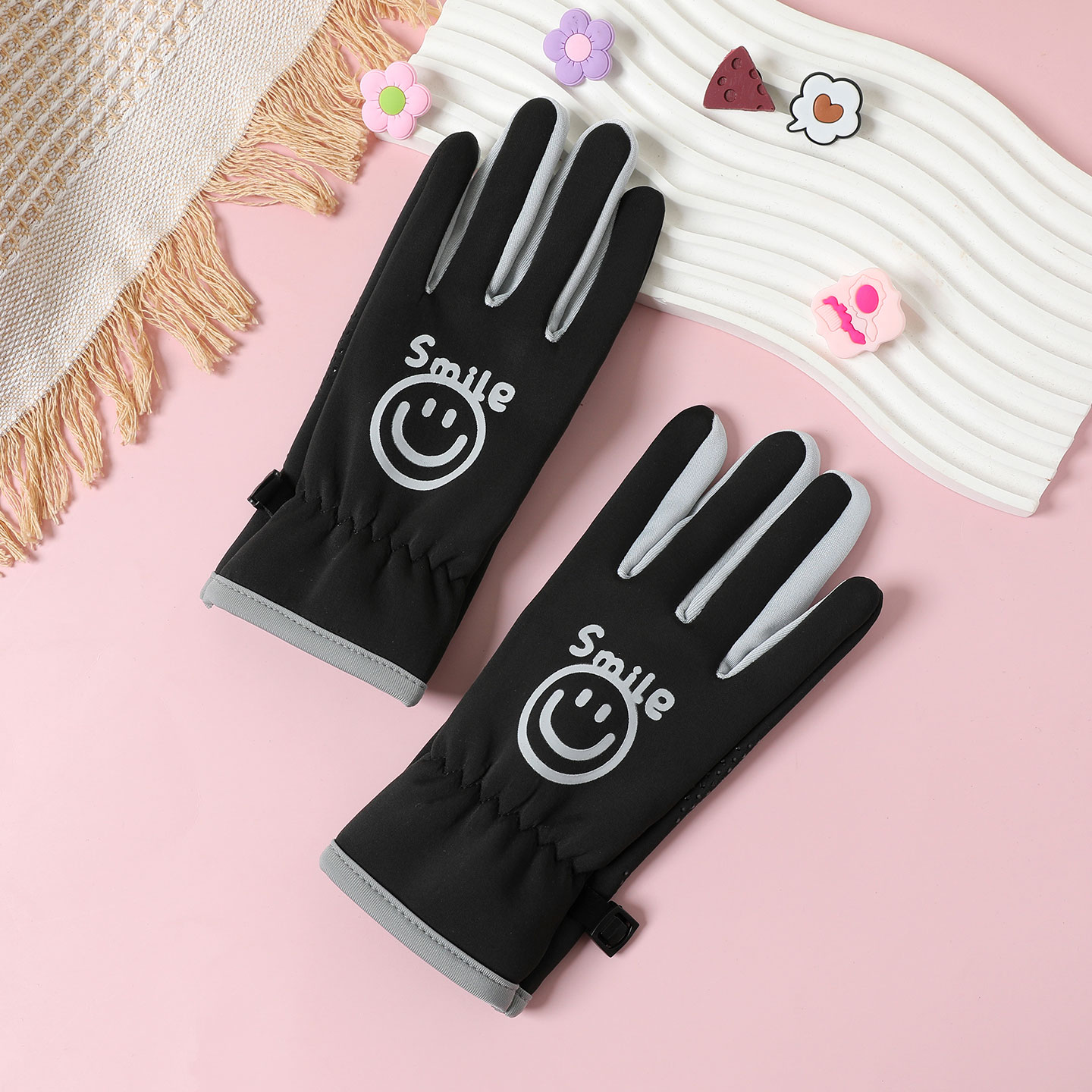 儿童保暖手套秋冬季加绒男女孩防寒户外骑车骑行防风滑雪防滑