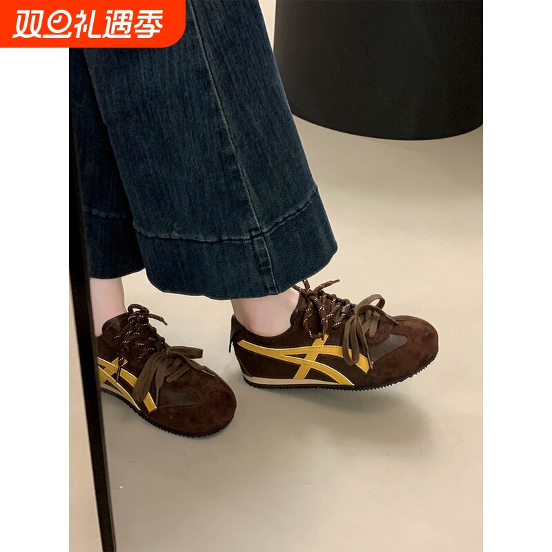 德训鞋女款2025新款爆款秋季超火百搭软底运动鞋棕色板鞋阿甘鞋子