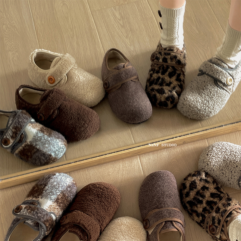 白色加绒厚底全包勃肯鞋女2025新款冬季外穿增高保暖毛毛棉鞋毛绒