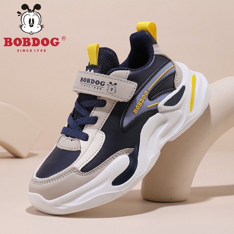 巴布豆儿童运动鞋2026新款秋冬季皮面防水防臭男童跑步鞋加绒合成