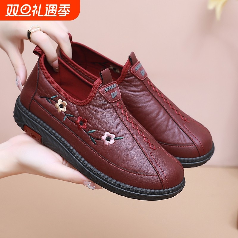 老北京布鞋春秋女鞋休闲轻便中老年妈妈鞋平底软底防滑舒适奶奶鞋