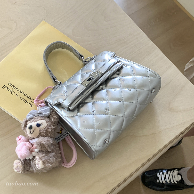 杺薇菱格绣线小包包女2025新款夏季斜挎包精致超火迷你手提凯莉包