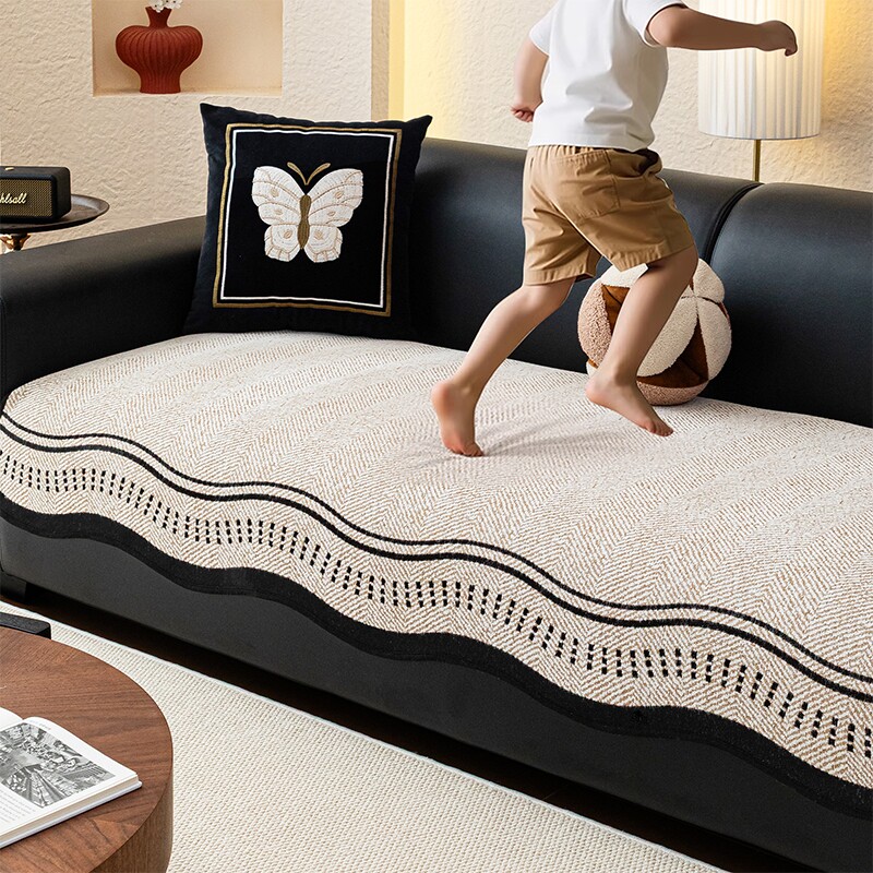 高级感沙发垫四季通用2025新款直排异形一片式固定防滑皮沙发盖布