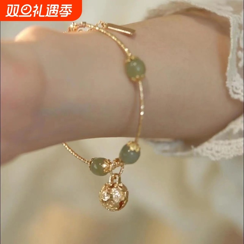 宫廷设计和田钰铃铛手镯手链女高级感个性礼年新款女汉服轻奢