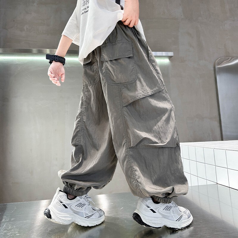 男童裤子夏薄款工装裤2026新款中大童速干防蚊裤炸街痞帅束脚裤子图片