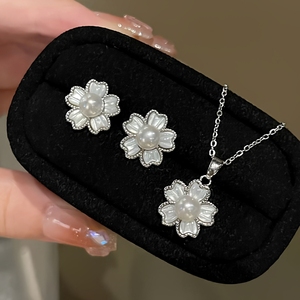 诸暨淡水珍珠耳钉吊坠贝母套装时尚气质女人礼物送妈妈闺蜜长辈