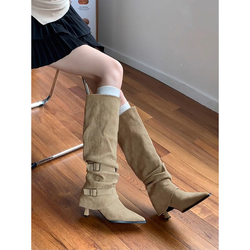 复古尖头堆堆靴女2025春秋新款英伦风不过膝高筒靴褶皱西部骑士靴